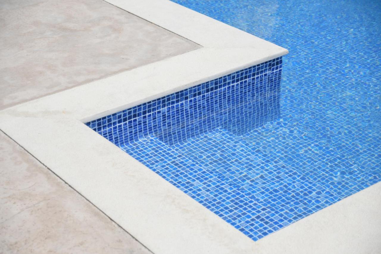 Arismari Villa - Heated Private Pool Episkopi  ภายนอก รูปภาพ